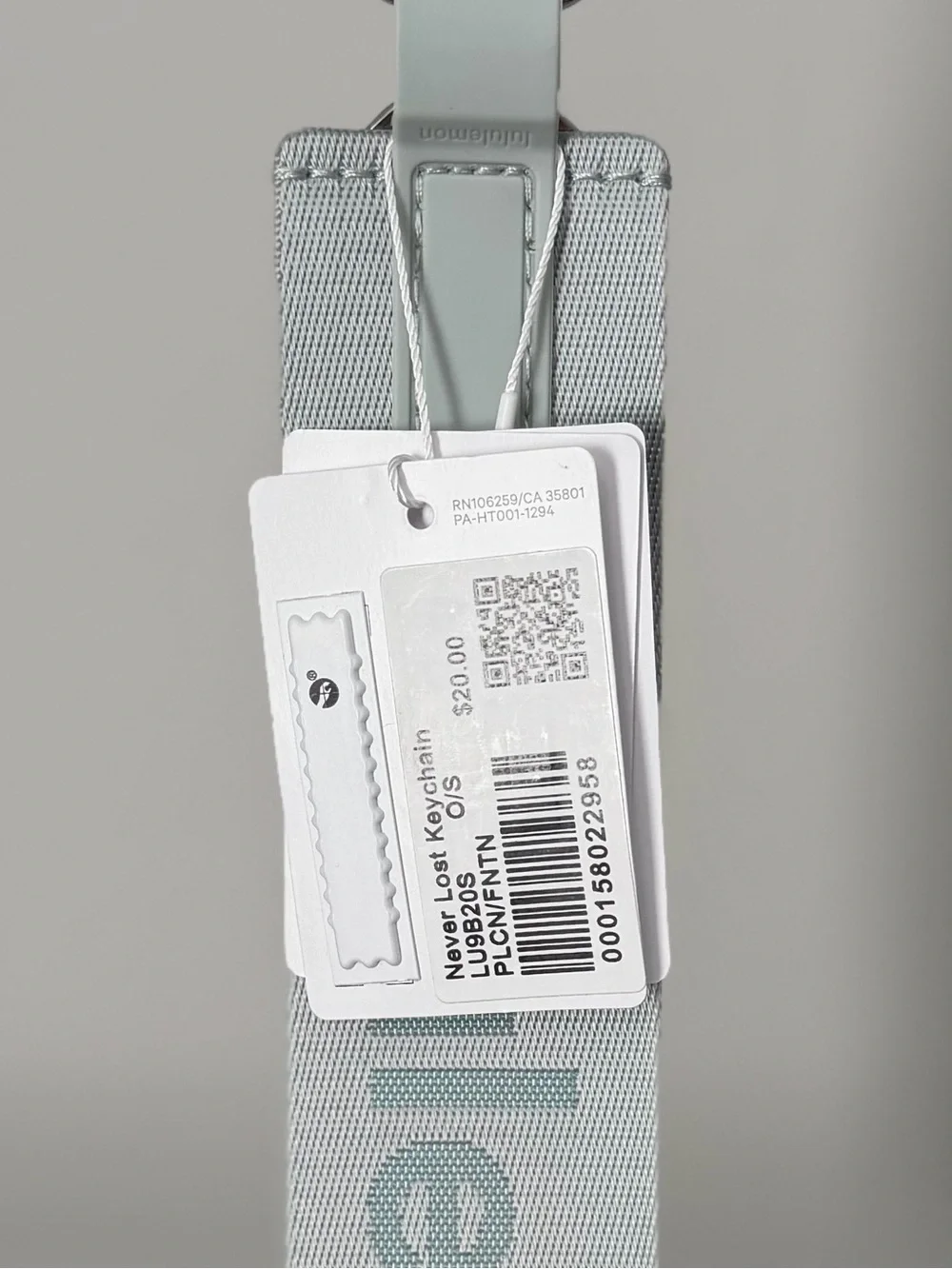 Lululemon Never Lost Keychain Pelican/Fountain NWT